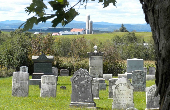 Memoirs from beyond the grave : Tour of Coaticook’s cemeteries